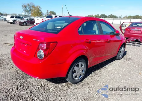 2014 Chevrolet Sonic Ls Auto z USA, uszkodzony, nr VIN 1G1JA5SH6E4239238